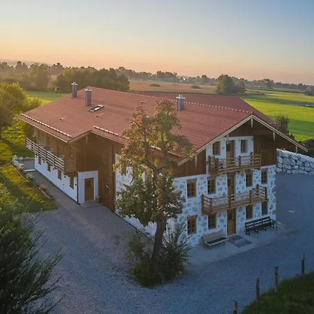 Living Among Orchards By Chiemsee Apartamento *